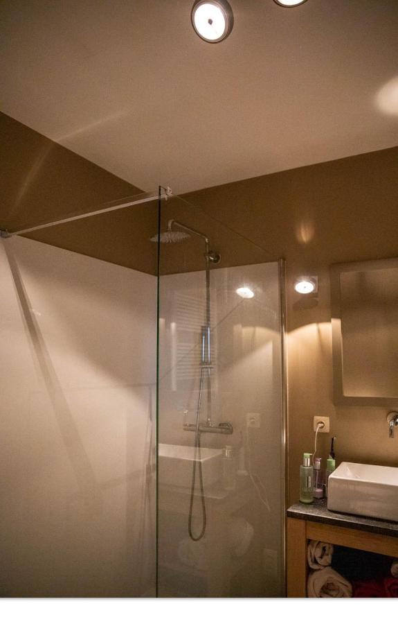 Ruim Appartement Met Prachtig Zicht Op A+ Locatie! Antwerpen Kültér fotó